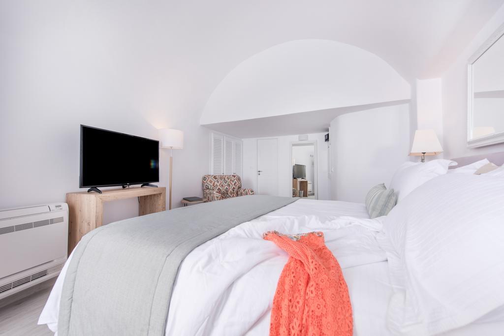 Aqua Mare Luxury Suites Imerovigli  Exterior foto